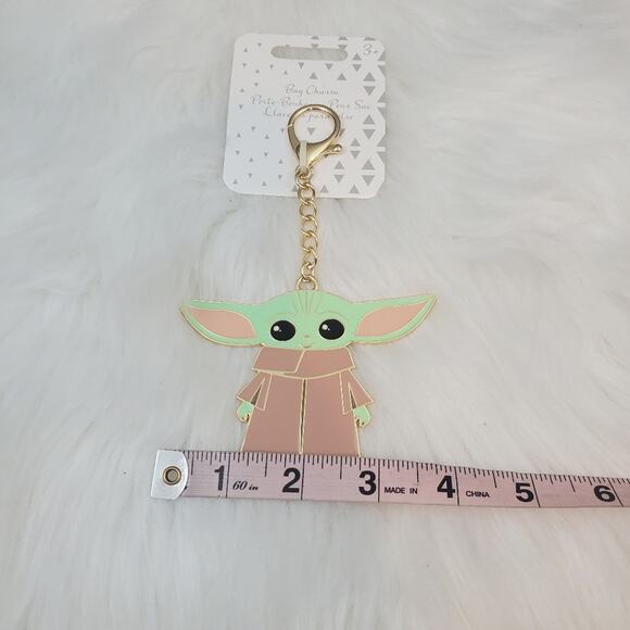 Disney The Child Flair Bag Charm Star Wars: The Mandalorian Charm Key Chain - Picture 4 of 4